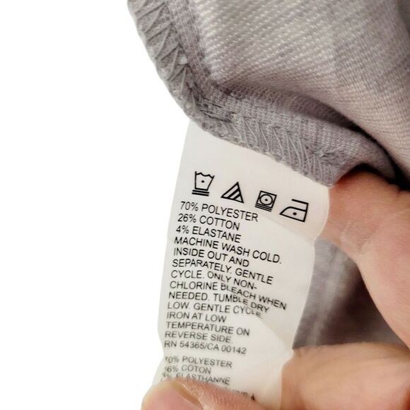 2/$20 Alia Light Grey Zip Up Vest TopSize: Small - Picture 9 of 9